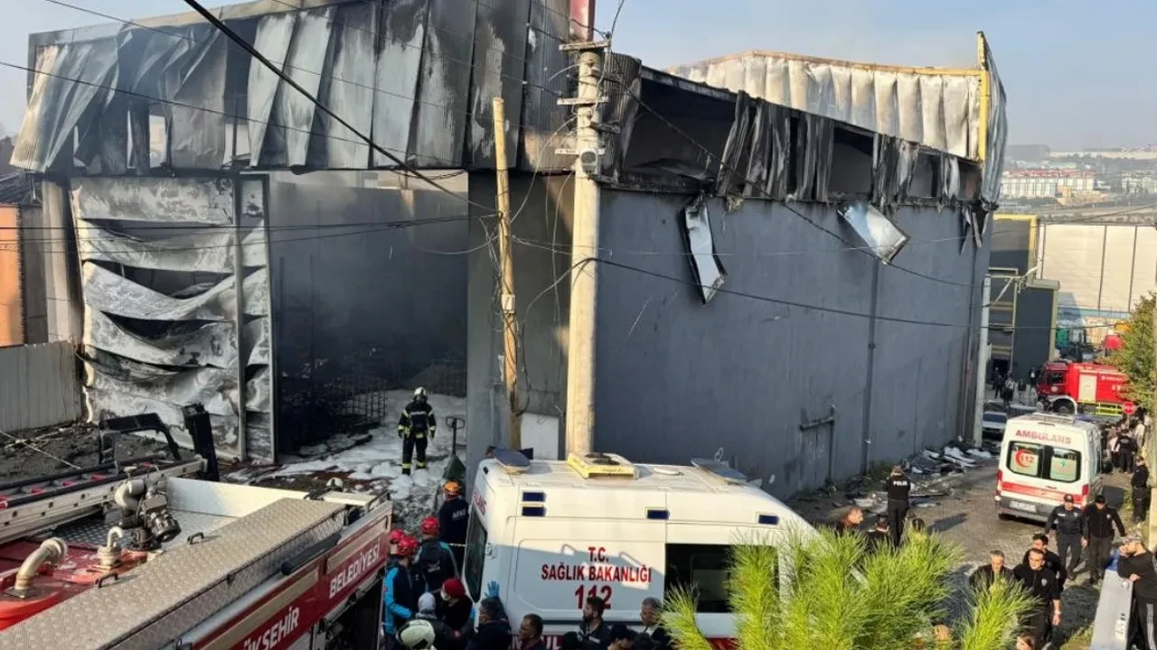 Parfüm fabrikası faciasında skandal olay! İşçilerin sigortalarını öldükleri gün yaptılar