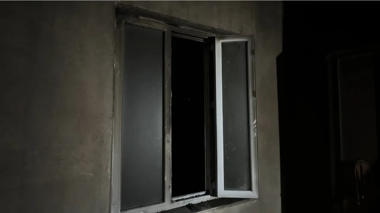 Telefon bataryası patladı, Kartal ailesi ölümden döndü! Evden son görüntüler yürek burktu