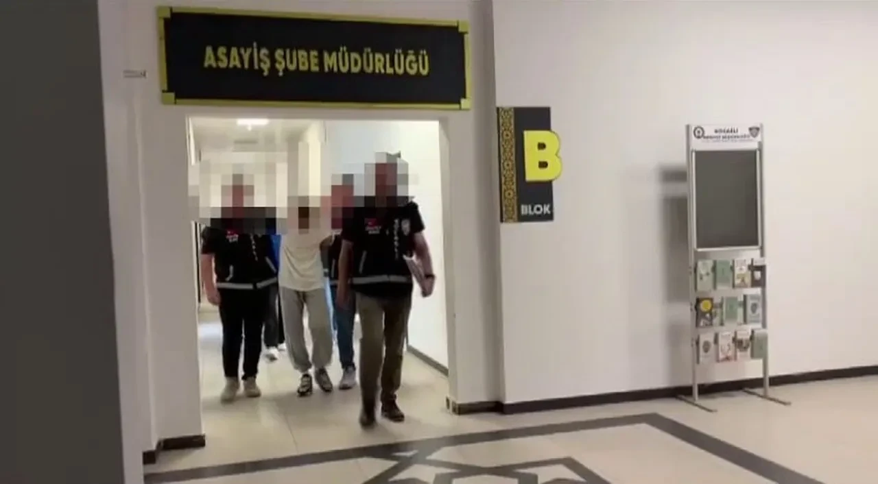 Tiktok'tan tanıştığı çocuğun ölümünü sevgilisiyle planladı! O anlar videoya aldılar
