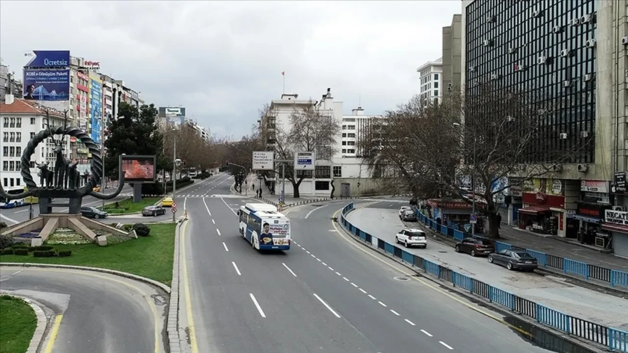 31 Aralık Ankara'da trafiğe kapatılacak yollar! Ankara'da yollar saat kaçta kapatılacak, açılacak?