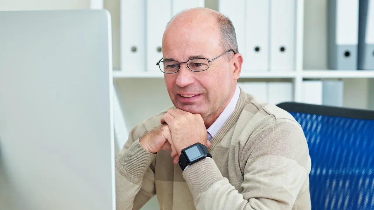 50 yaşından sonra en çok para kazandıran meslekler belli oldu! Paraya para demiyorlar	