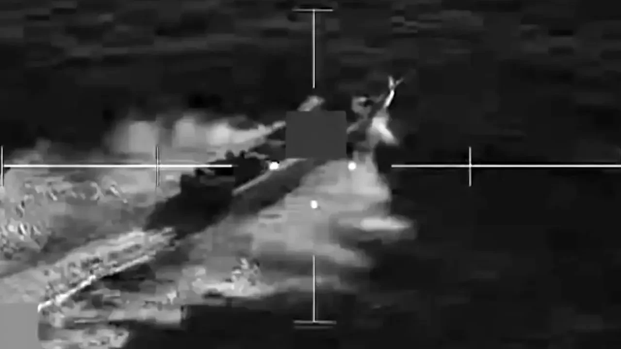 ABD'den Doğu Pasifik'te operasyon! Uyuşturucu yüklü tekne bombalandı