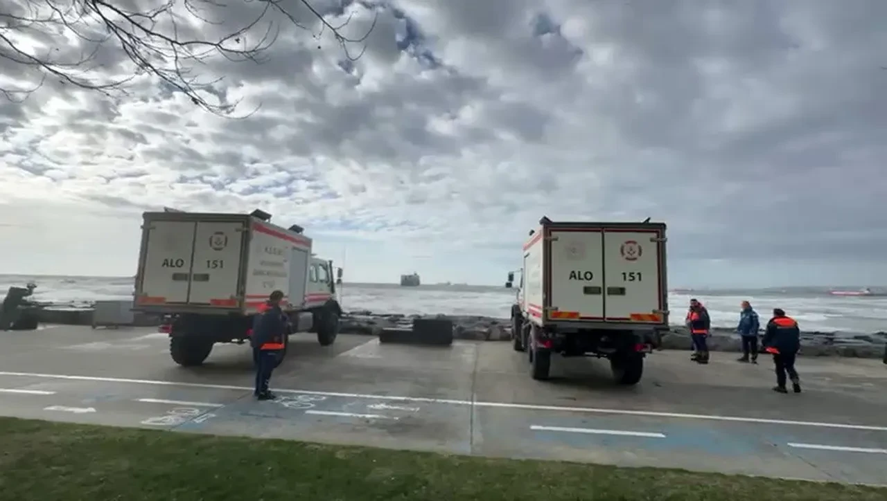 Azerbaycan ve Türk gemilerinden acil durum çağrısı