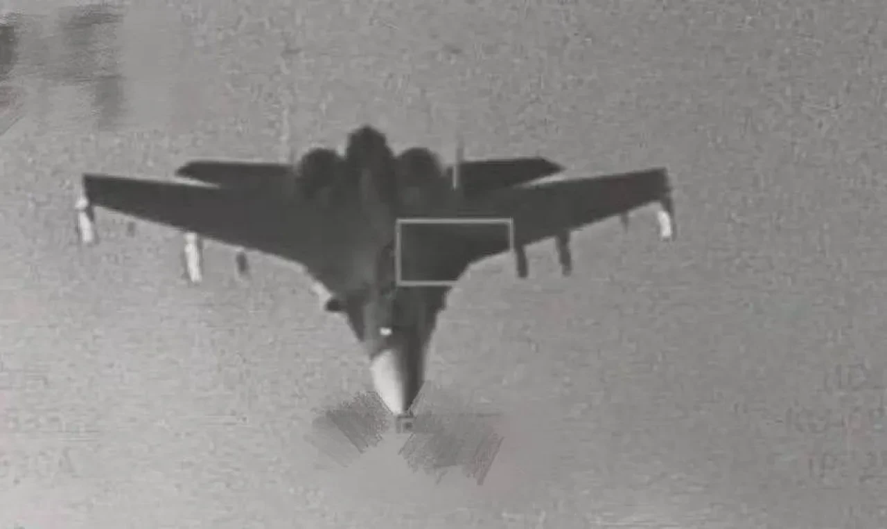 Çin 'tatbikat' adı altında Tayvan çevresine en az 10 roket fırlattı! Bölgede gerilim yüksek