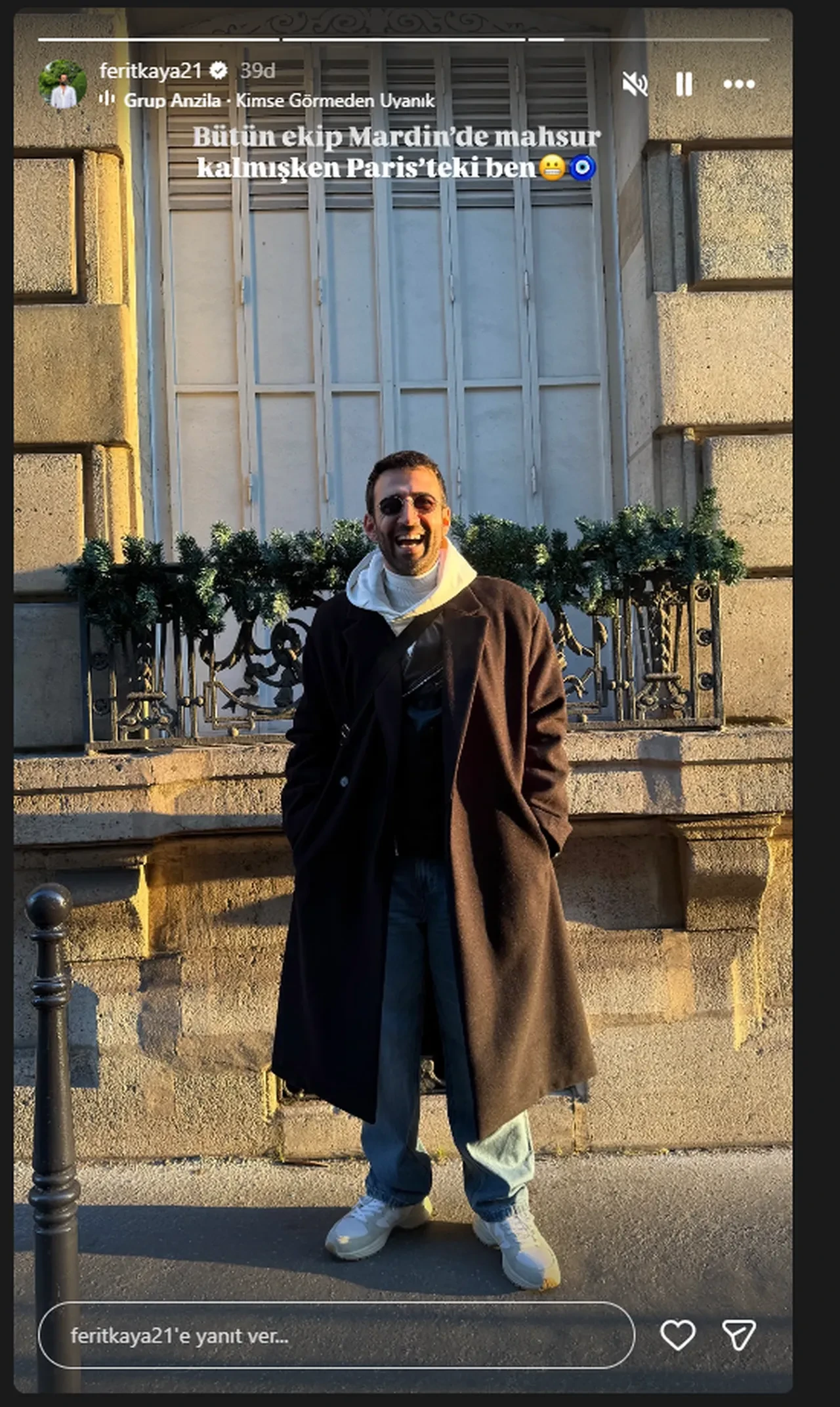 Ferit Kaya, Mardin'de mahsur kalan Uzak Şehir ekibindeki arkadaşlarıyla dalga geçti