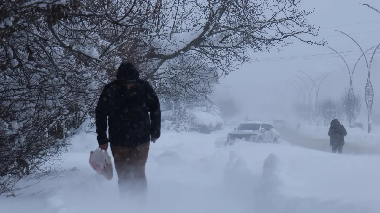 Kırşehir 31 Aralık okullar tatil mi? Yarın için beklenen açıklama geldi