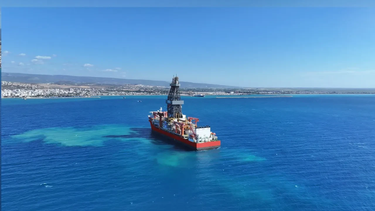 Türkiye petrol ve doğal gazı böyle bulacak! İşte Erdoğan'ın açıkladığı o 2 gemi