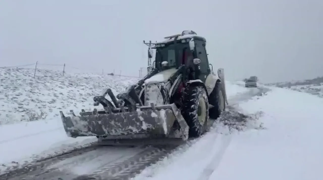 Adıyaman'da 50 işçi karda mahsur kaldı