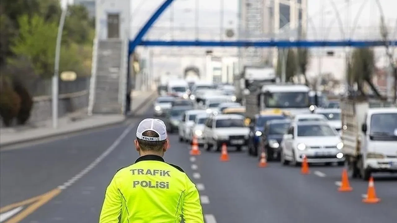 Ankara'da yılbaşı tedbirleri! Valilik duyurdu: Bazı yollar trafiğe kapatılacak