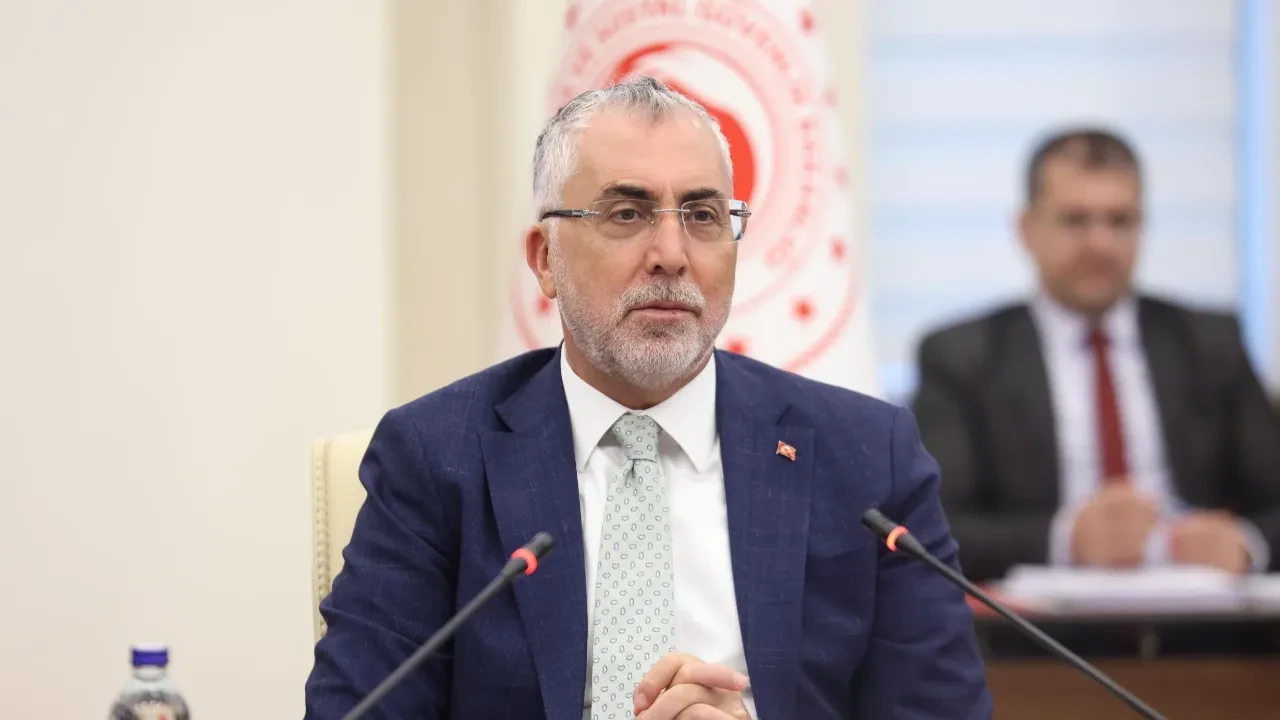 Asgari ücretten ilaç desteğine: Bakanlıktan 2025 yılı özeti