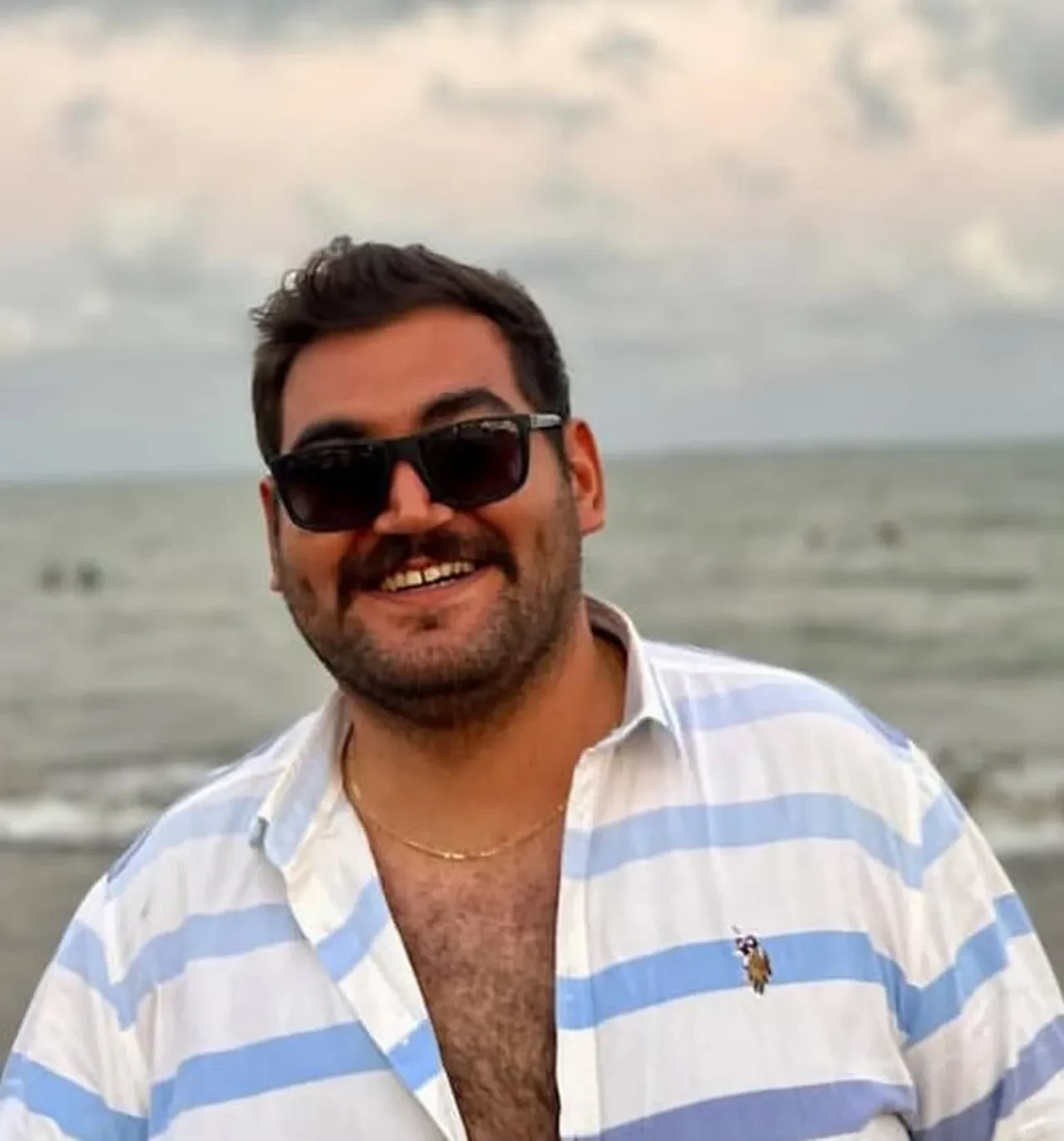 Bırakılan kargoyu görünce hemen polisi aradı! Şube müdürü korkunç cinayete kurban gitti 