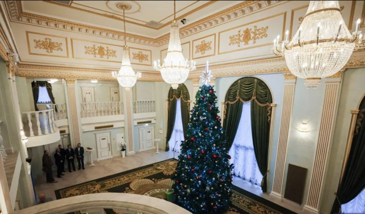 Mariupol Drama Tiyatrosu yeniden açıldı: Putin kemikler üzerinde dans ediyor!