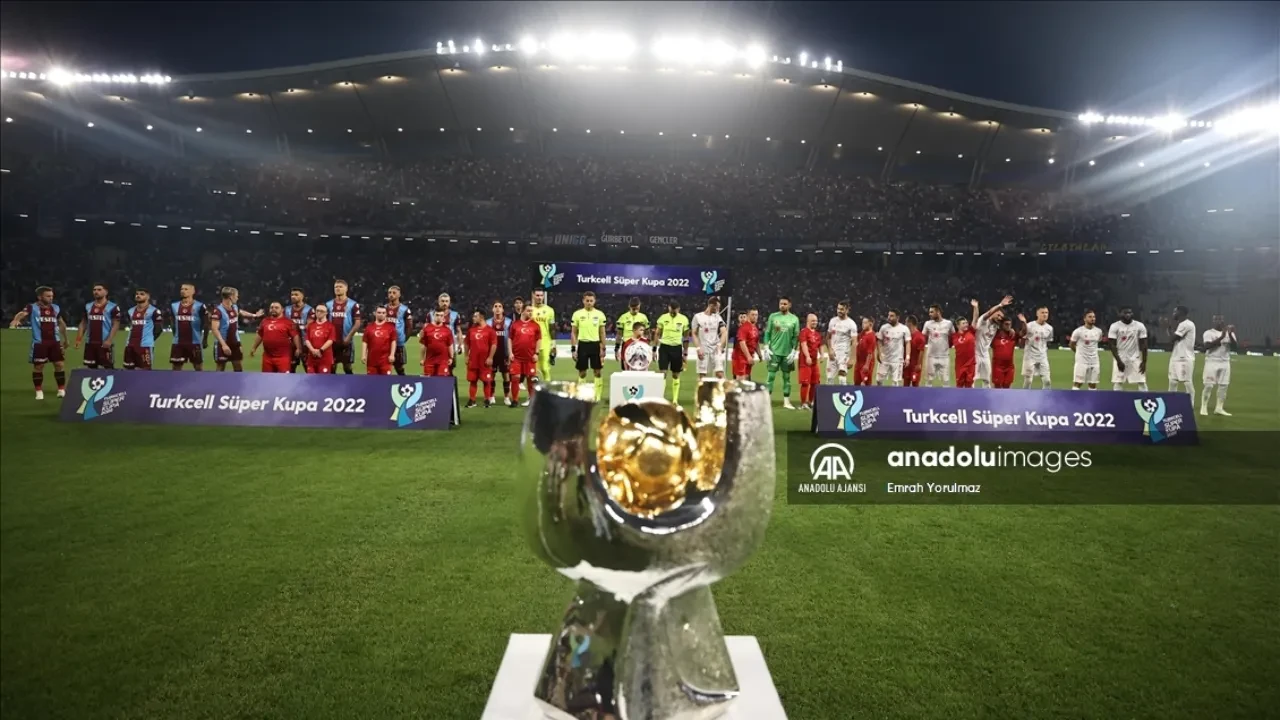 Trabzonspor ve Galatasaray'dan erteleme talebi 