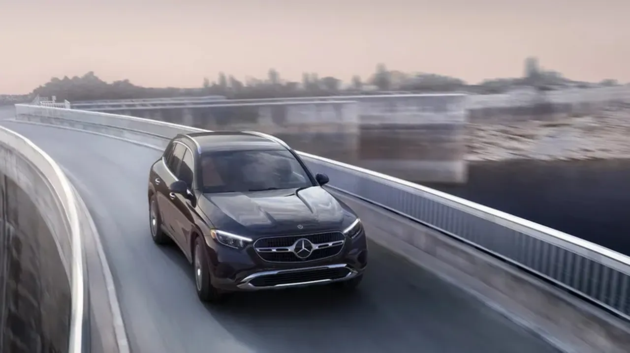 Volvo ve Mercedes sınıfta kaldı: İşte en düşük puanı alan lüks hibrit otomobiller