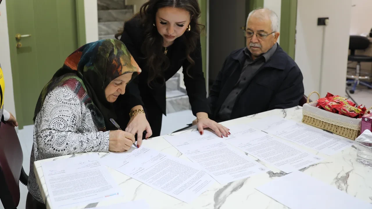 41 yıllık evlilere 41 kere maşallah dedirten hediye! Çiftler hizmetlerden ücretsiz yararlanacak