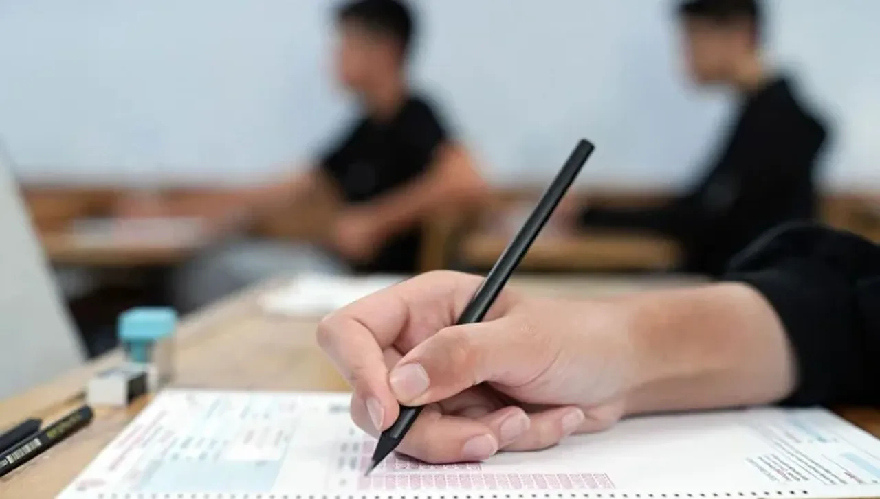 AUZEF final sınavı ne zaman? Final ve bütünleme takvimi