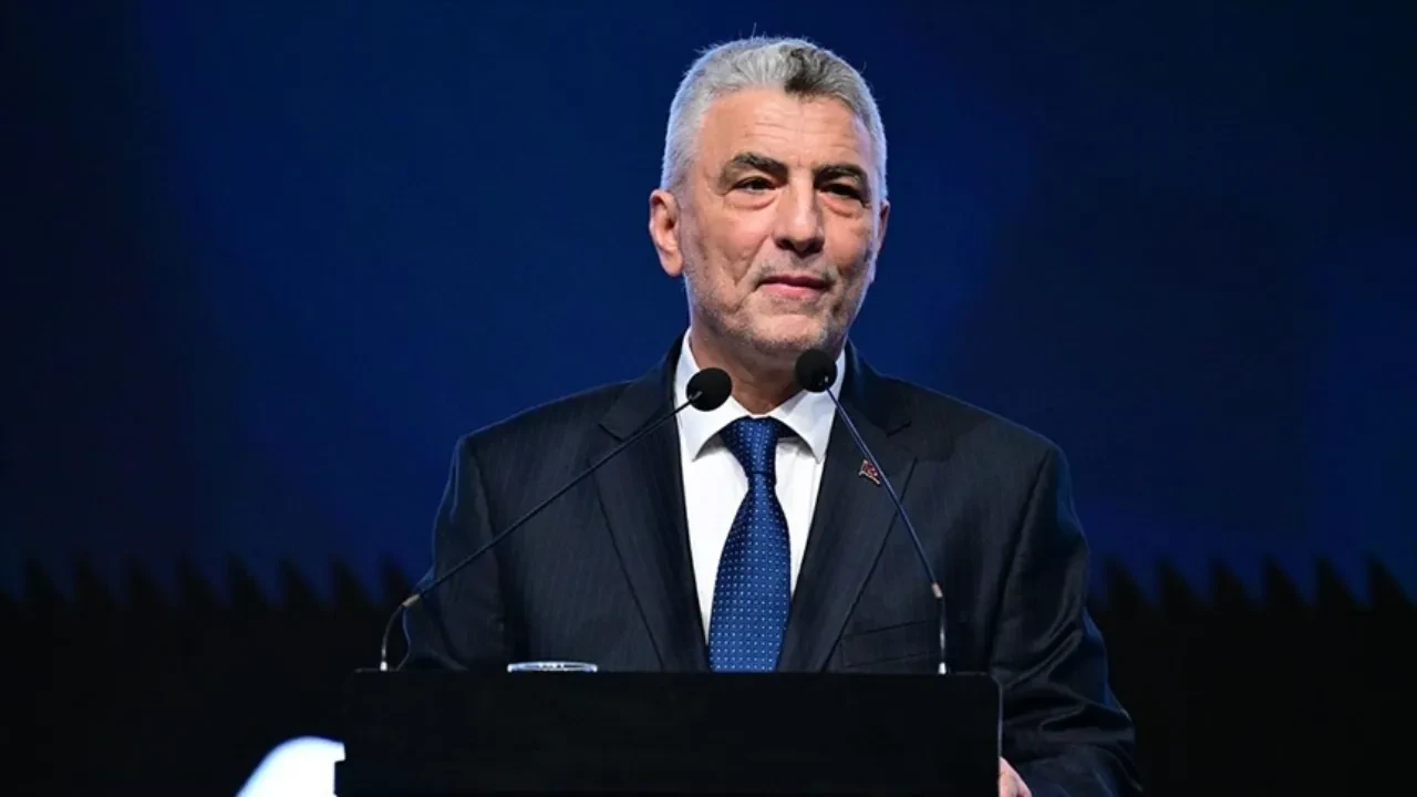 Bakan Bolat duyurdu! İhracatta yeni rekor!