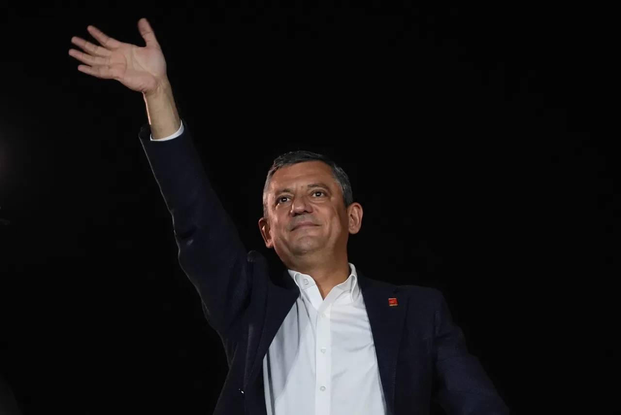 CHP'nin asgari ücret teklifi belli oldu! Özgür Özel rakam verdi