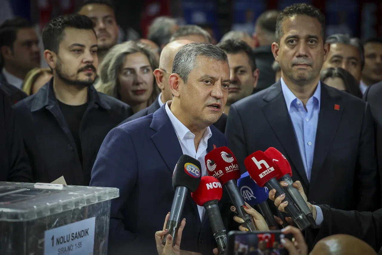 CHP'nin asgari ücret teklifi belli oldu! Özgür Özel rakam verdi