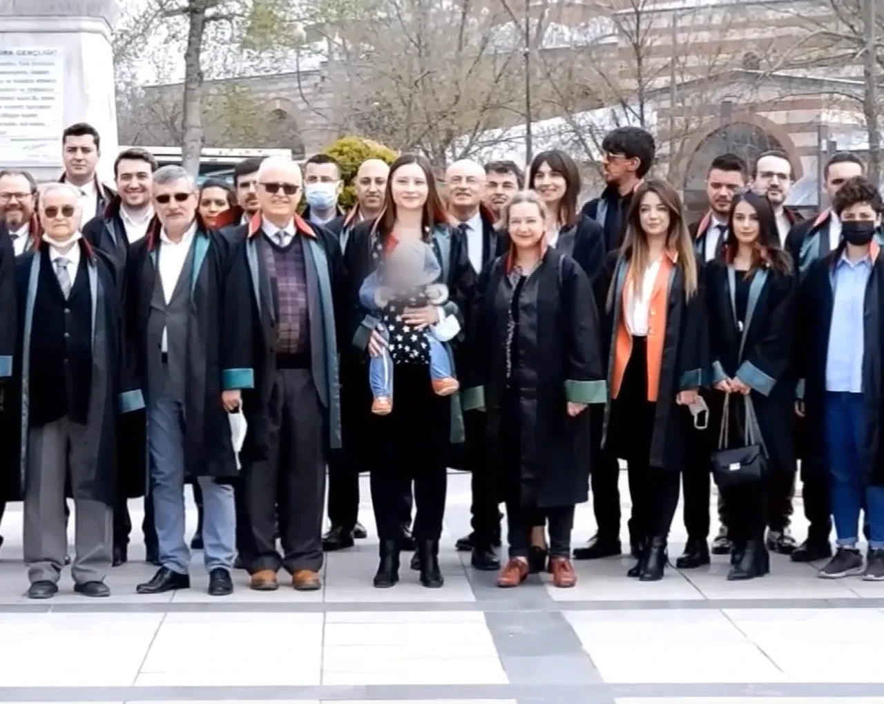 Genç avukat hayatını kaybetti! Geriye bebeğiyle çekildiği mutlu anları kaldı