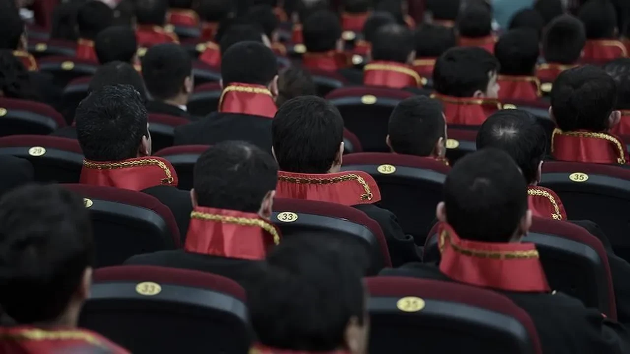 Hakim ve savcı atama kararları Resmi Gazete'de