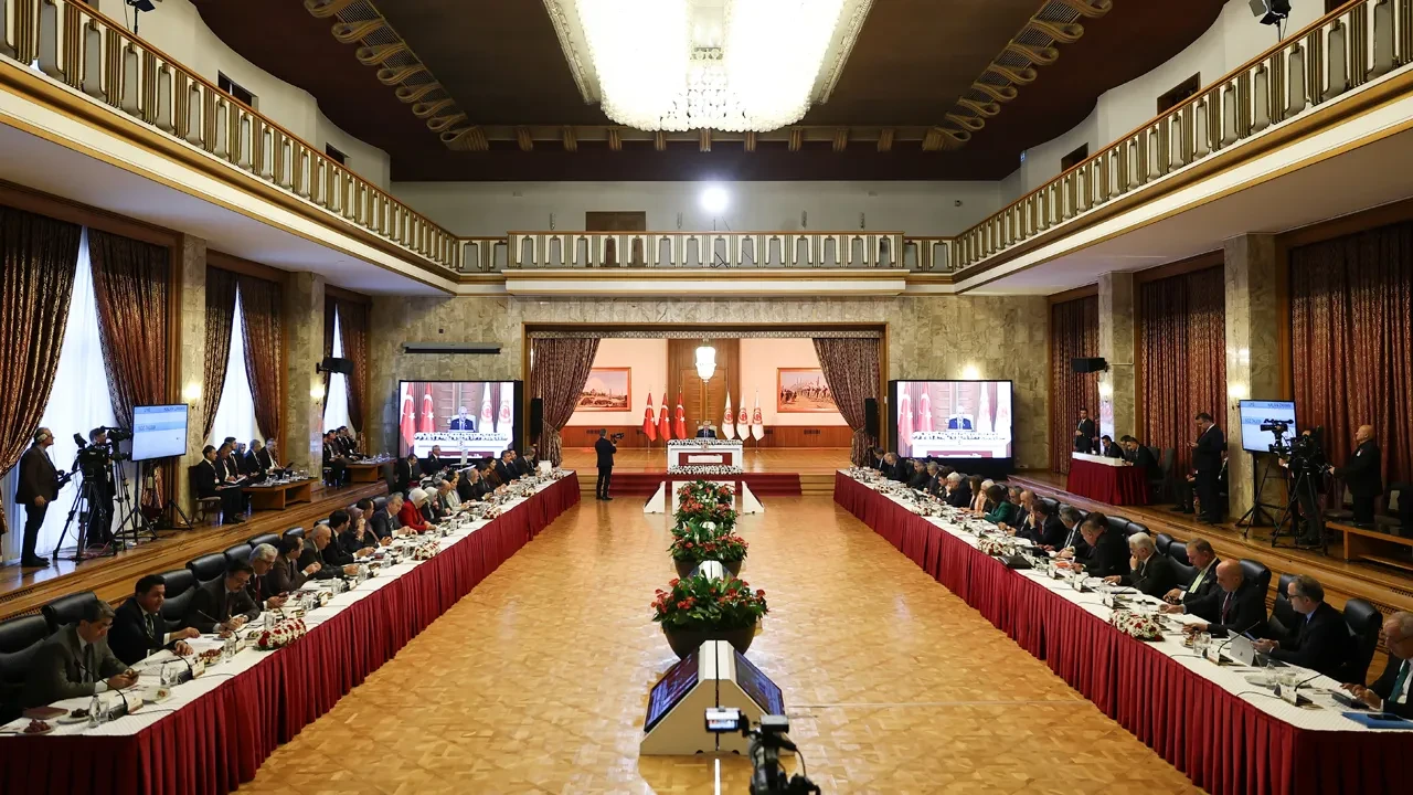 İmralı'da ne konuşuldu? Görüşme tutanağı komisyonda okundu