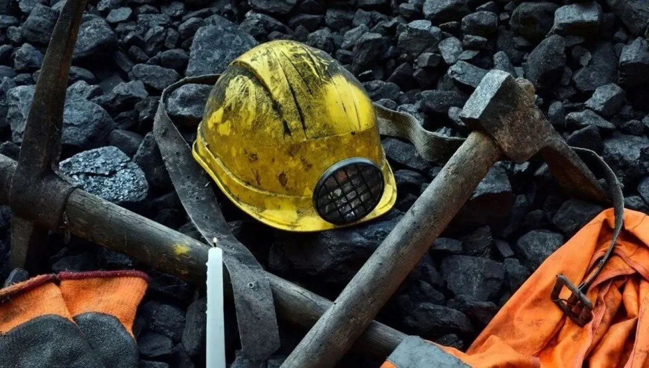 Madenciler Günü mesajları ve sözleri 2025! 4 Aralık Dünya Madenciler Günü resmi, kısa, anlamlı mesajlar