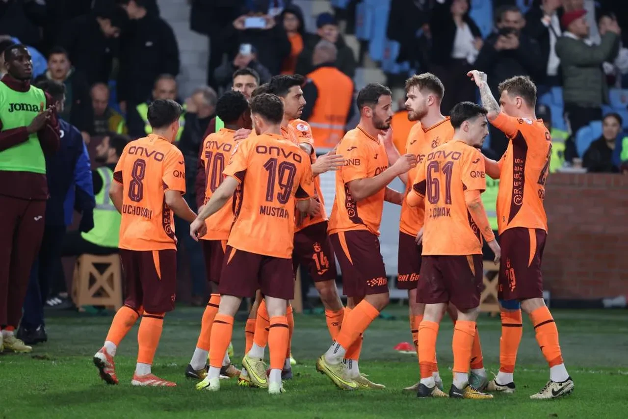 Trabzonspor Türkiye Kupası 4. eleme maçında Vanspor'u devirip yoluna devam etti