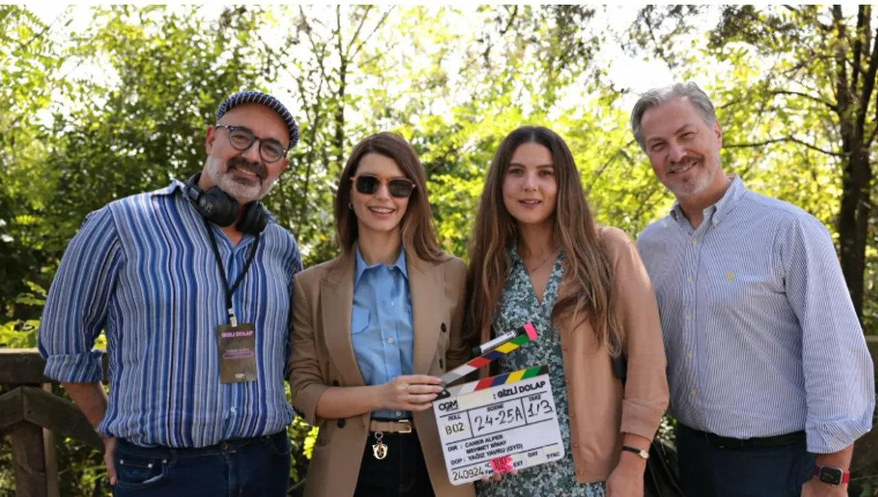 Beren Saat büyük şok yaşadı! Filmi vizyona girmeden kaldırıldı