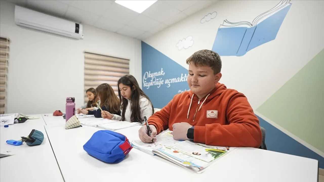 Eğitim harcamaları 2024 yılında 2 trilyon 200 milyar 338 milyon TL oldu