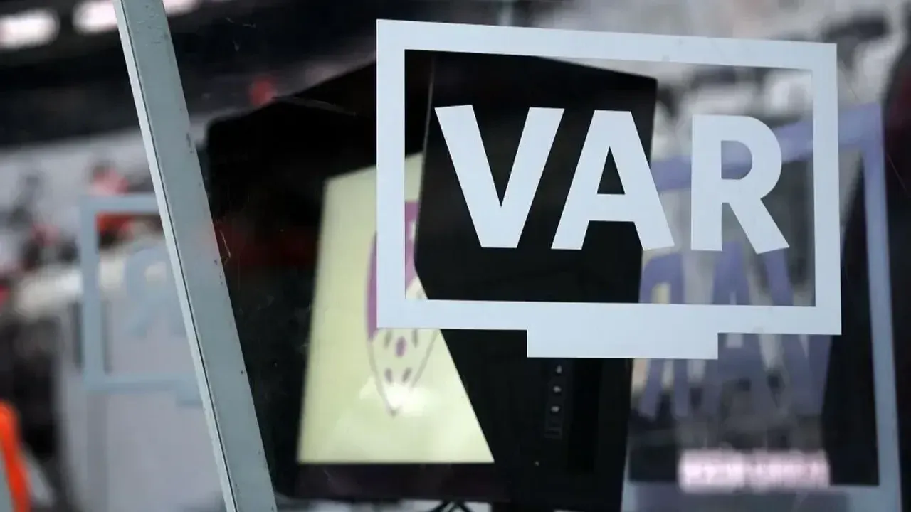 Galatasaray - Samsunspor maçının VAR hakemi açıklandı 