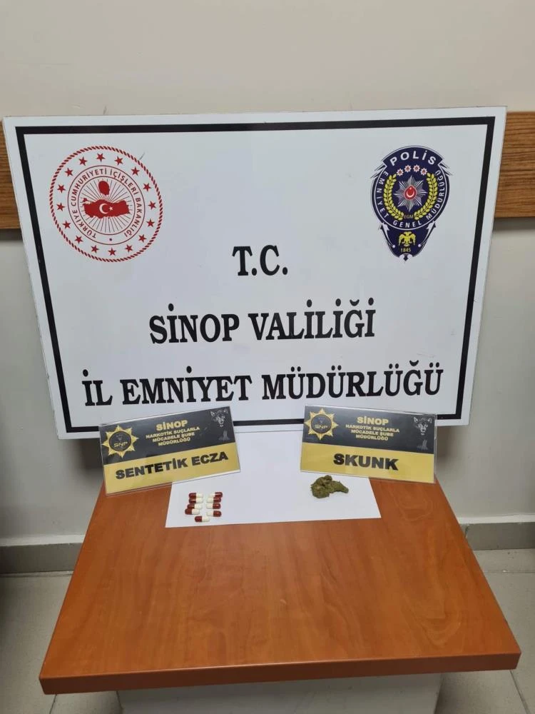 Sinop'ta zehir tacirlerine düzenlenen operasyonda 11 kişi gözaltına alındı