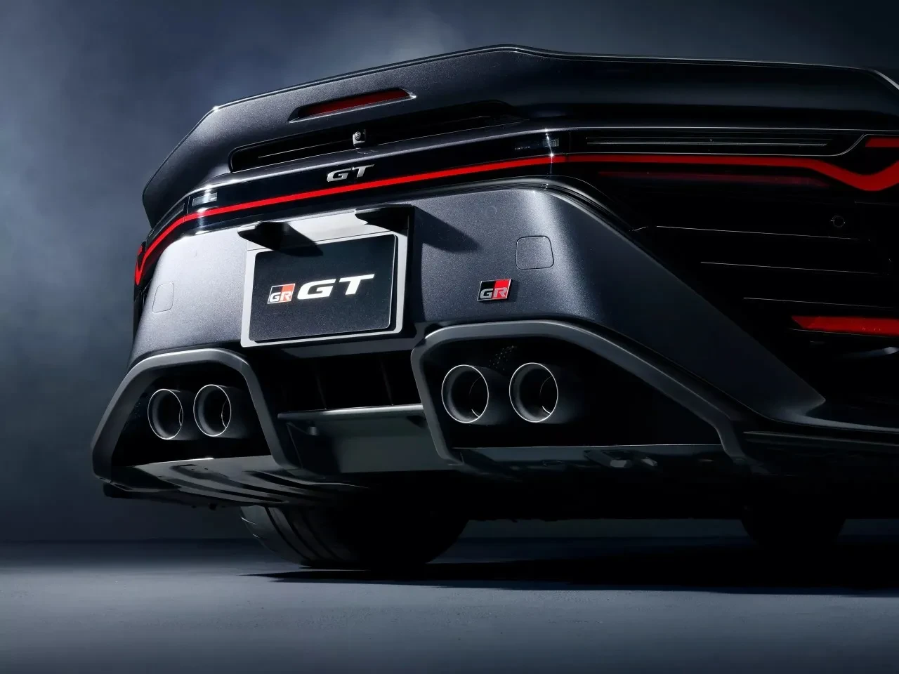 Toyota, GR GT süper otomobilini tanıttı! Mercedes AMG-GT'ye dişli rakip