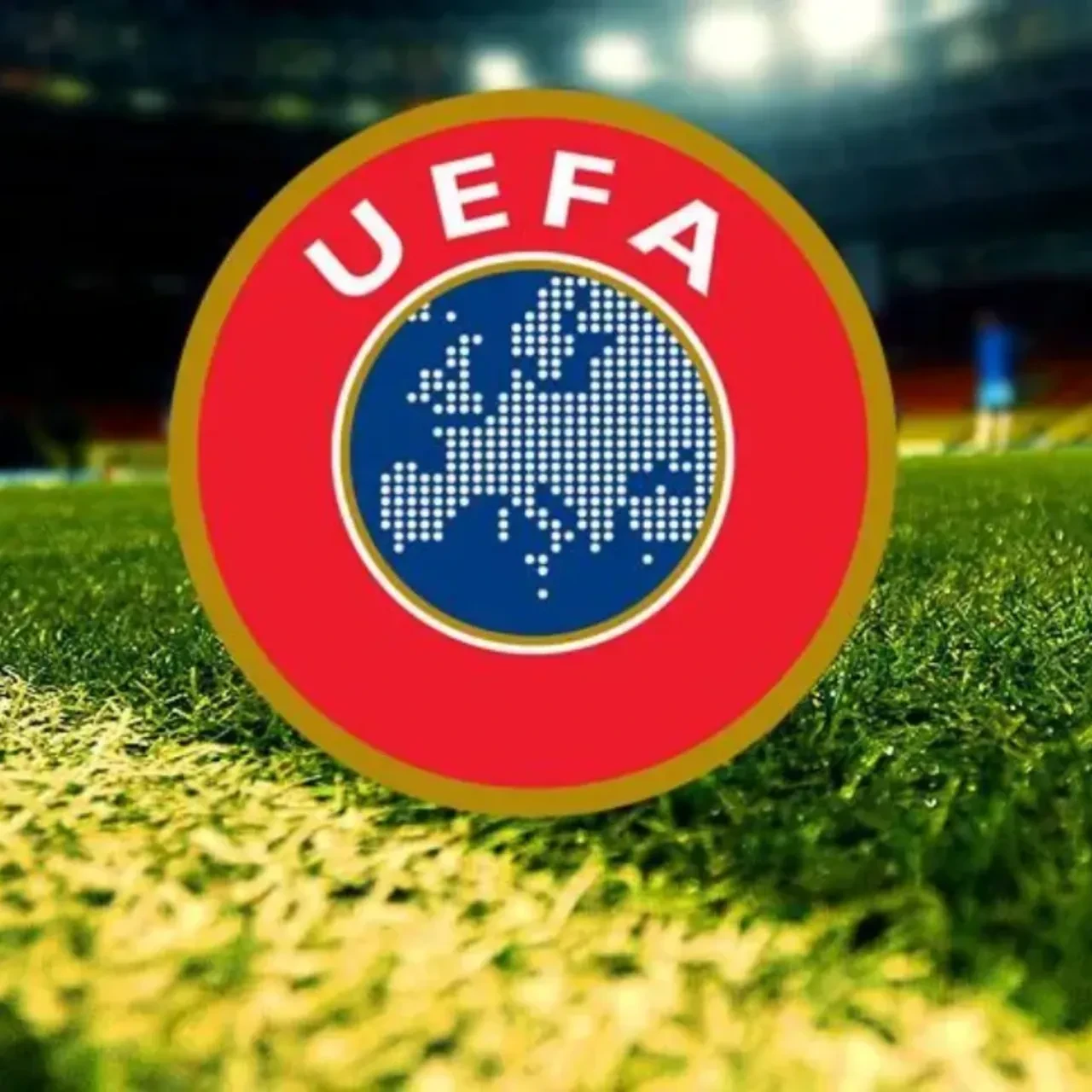 UEFA'dan Jhon Duran'a 2 maç ceza!