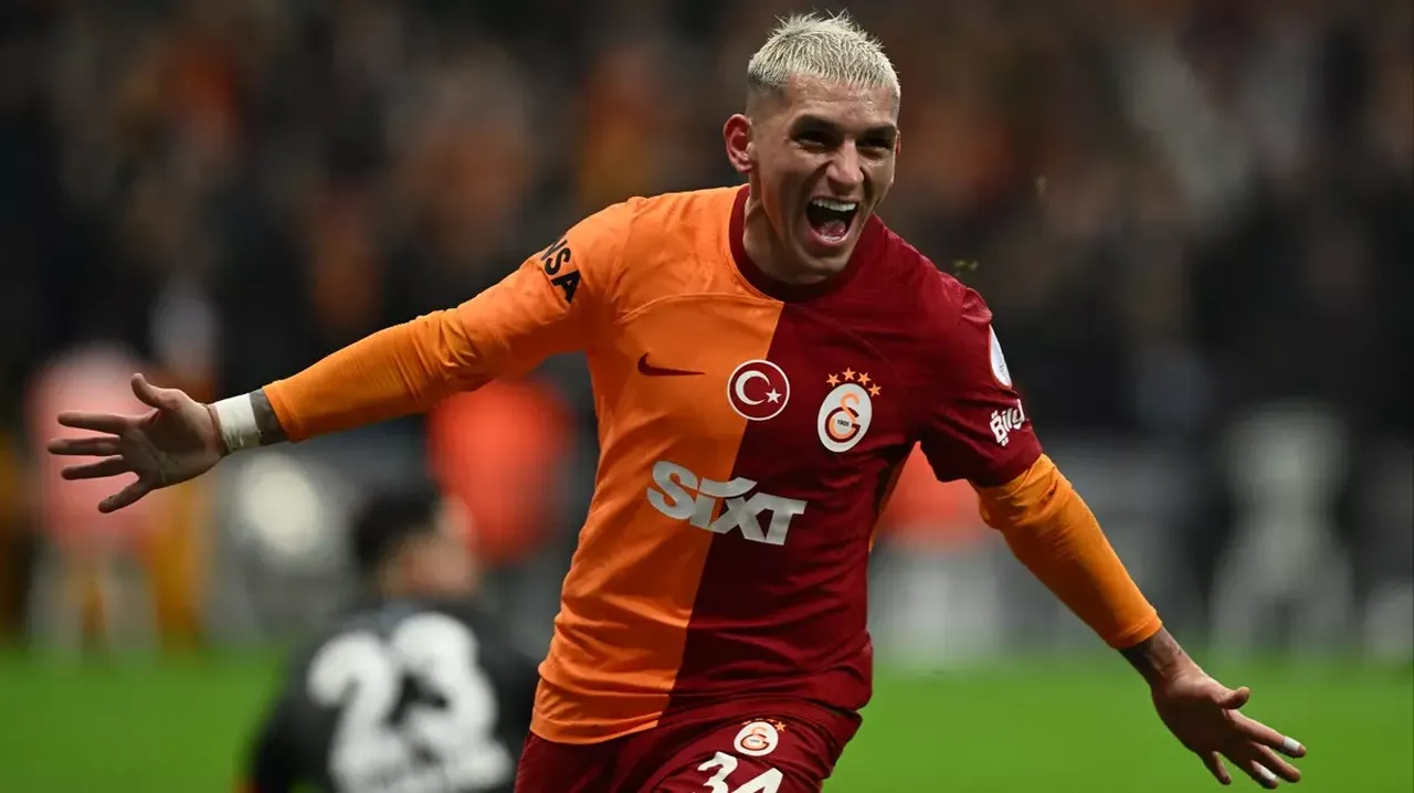 Victor Osimhen, Torreira sarı kart sınırında mı? Galatasaray sarı kart sınırında olan futbolcular