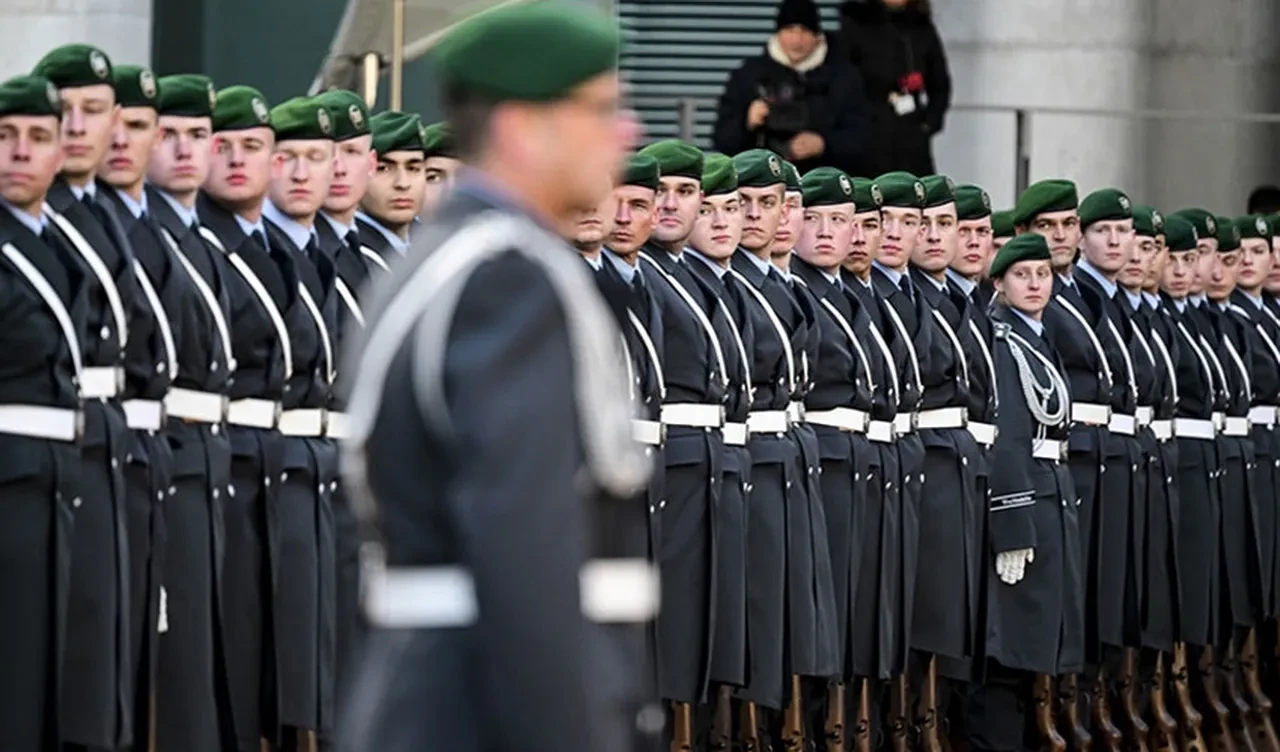 Yasa kabul edildi! Almanya'da zorunlu askerlik dönemi başlıyor