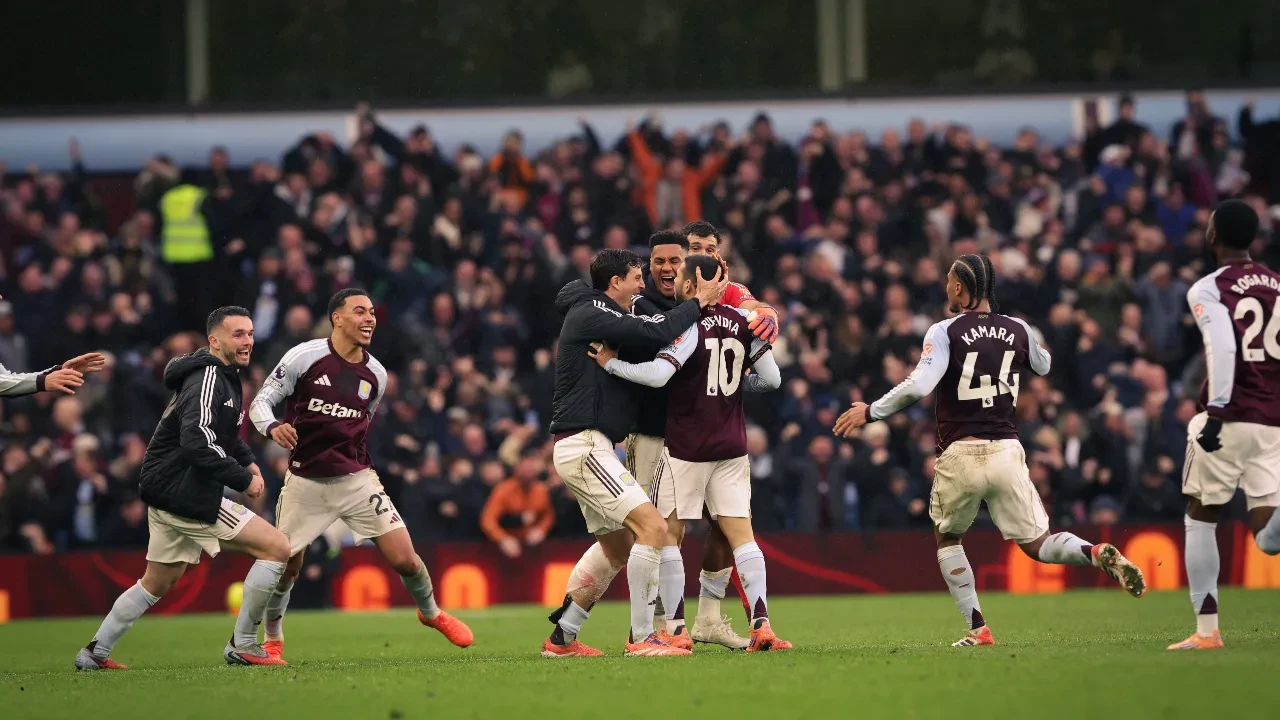 Arsenal yine bildiğimiz gibi: Aston Villa'dan son dakikada galibiyet golü!