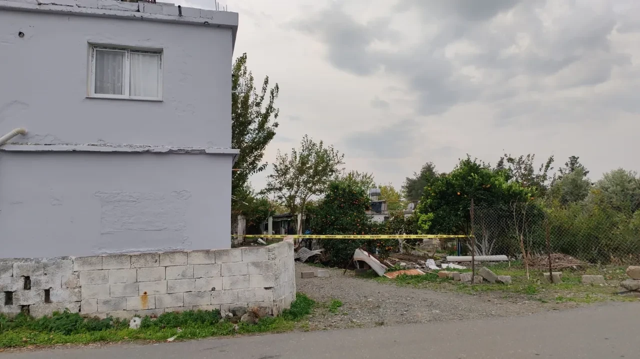 Eşini balta ile öldürdü, banyoda kazdığı çukura gömdü! Vahşet böyle ortaya çıktı 