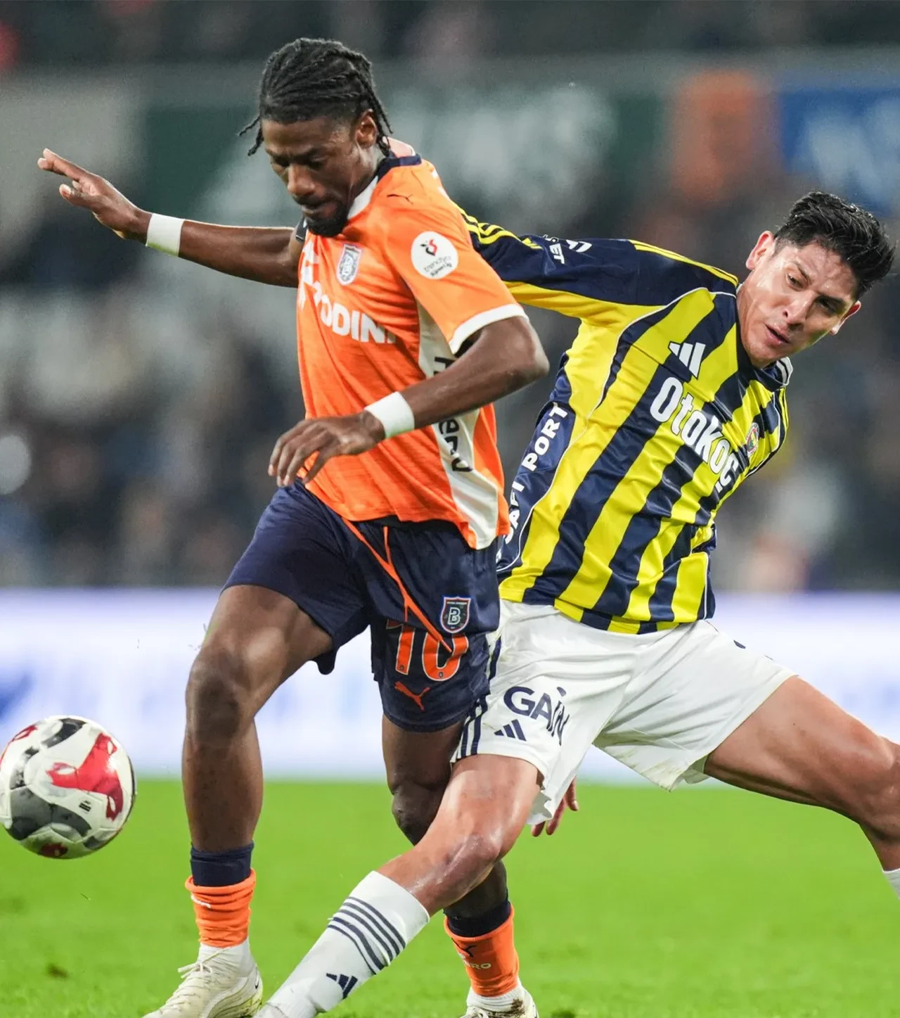 Fenerbahçe Başakşehir deplasmanında 1 puanla yetindi!