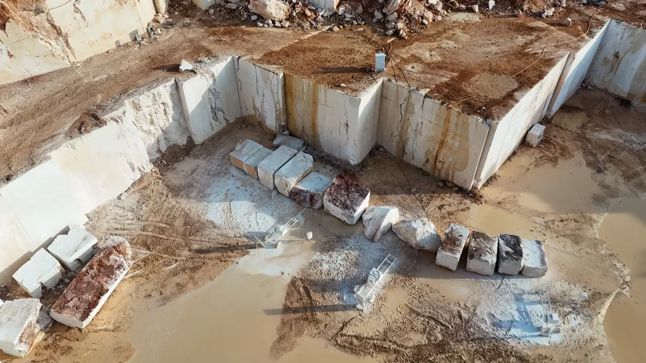 Malatya'dan Çin ve Hindistan'a milyon dolarlık mermer