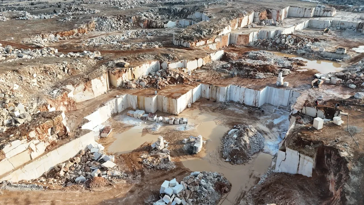 Malatya'dan Çin ve Hindistan'a milyon dolarlık mermer