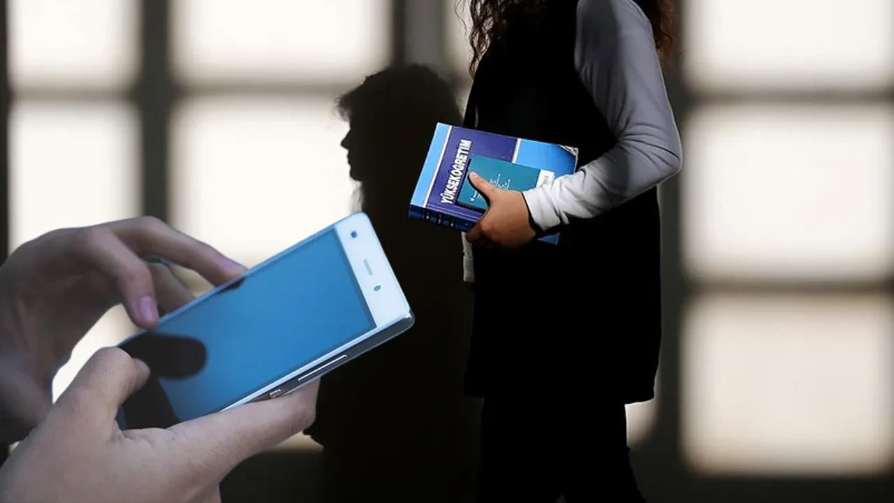 Öğrenciye vergisiz telefon müjdesi! Öğrencilere ÖTV’siz cep telefonu ve bilgisayar için tek şart var