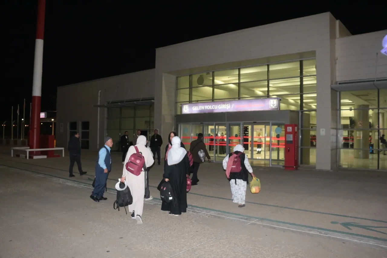 Suudi Arabistan’dan Şırnak’a ilk uçak seferi gerçekleşti