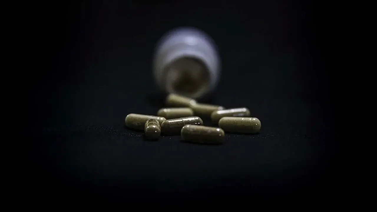 Yıllardır yaşlanmayı geciktirmek için içiliyordu, meğer ömrü kısaltıyormuş! Vitaminler için ezberler bozuldu