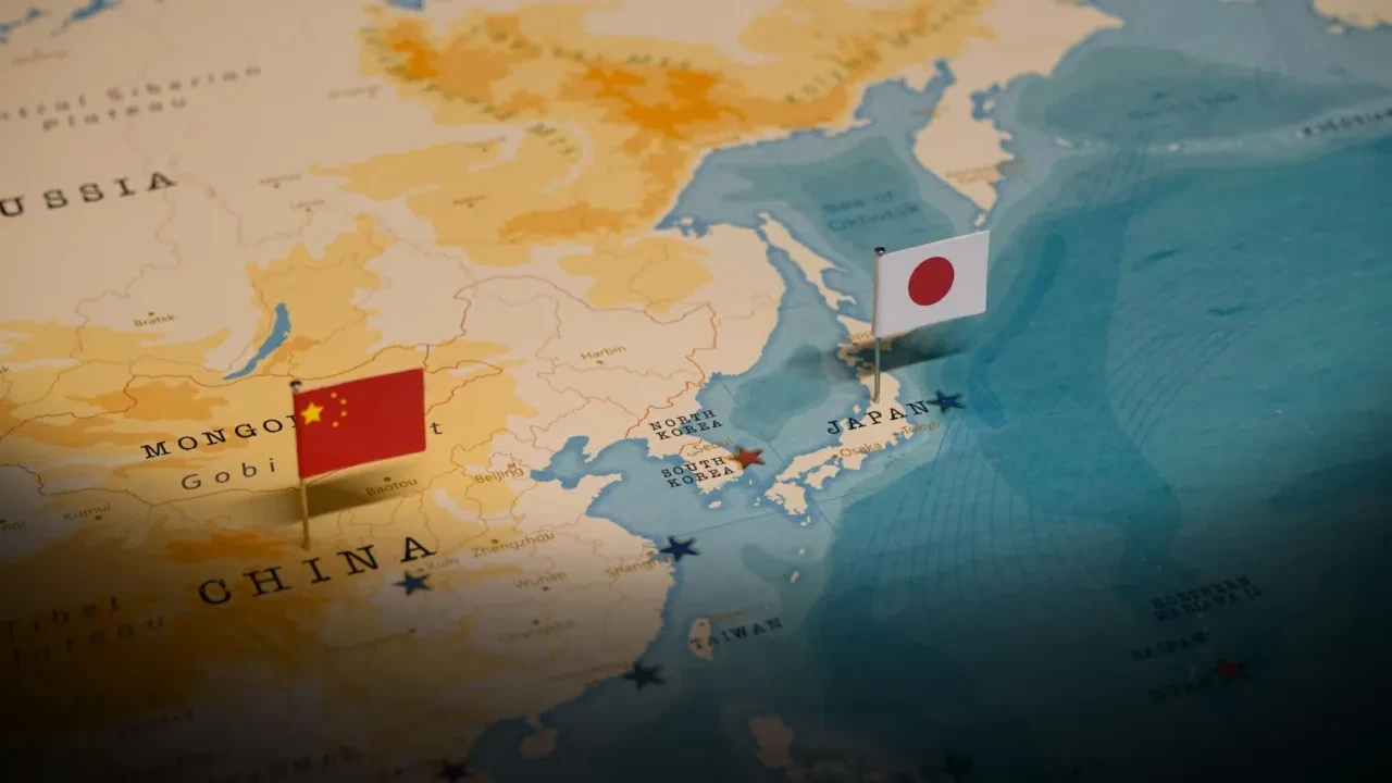 Asya'da sular ısınıyor! Çin savaş uçakları Japon askeri jetlerine radar kilidi attı