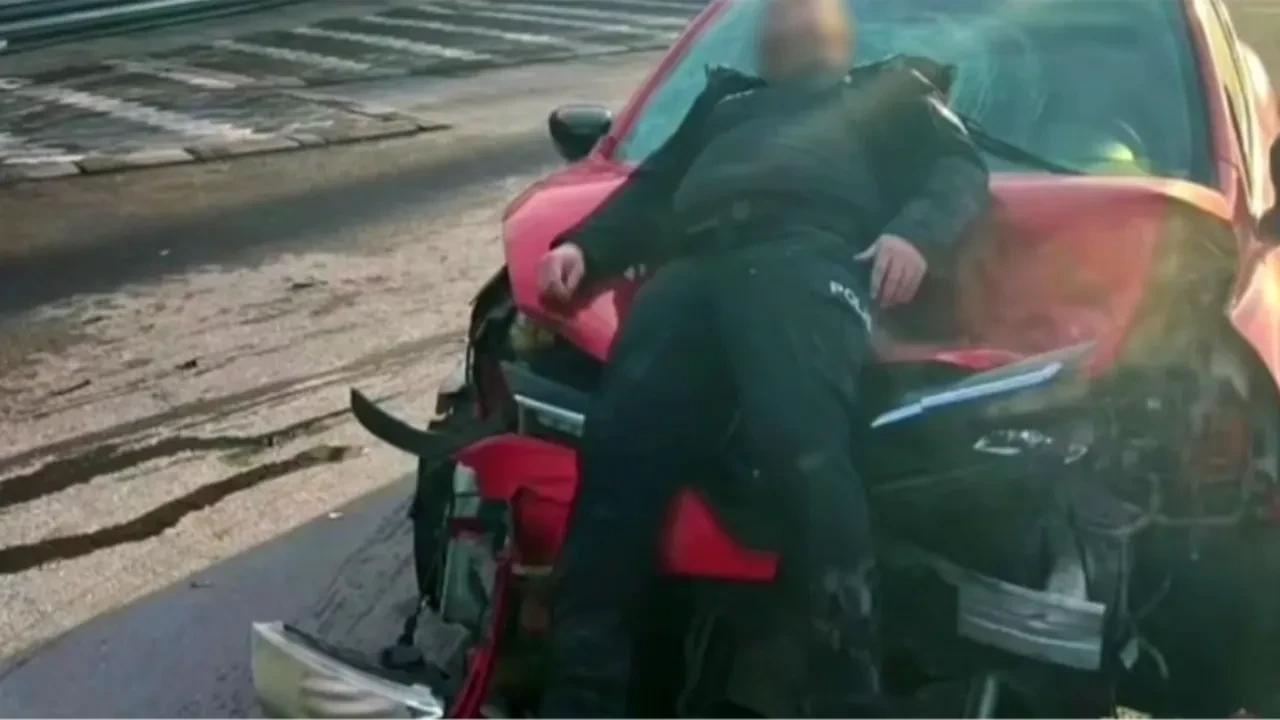 Aydın'da akıllara durgunluk veren olay! Önce polise çarptı sonra fotoğrafını çekip kayıplara karıştı