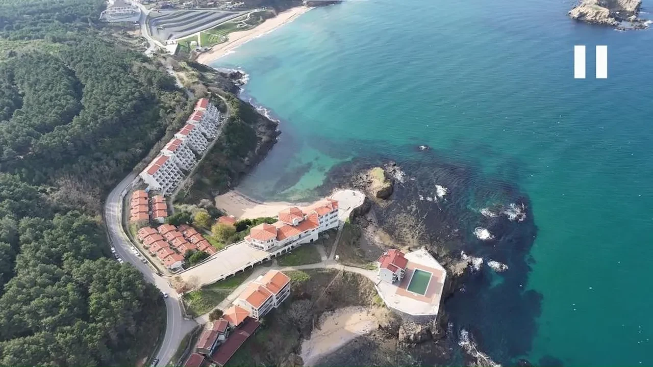 Beykoz'un en güzel yerine konumlu 186 odalık otel artık evsiz ve tinercilerin oldu!