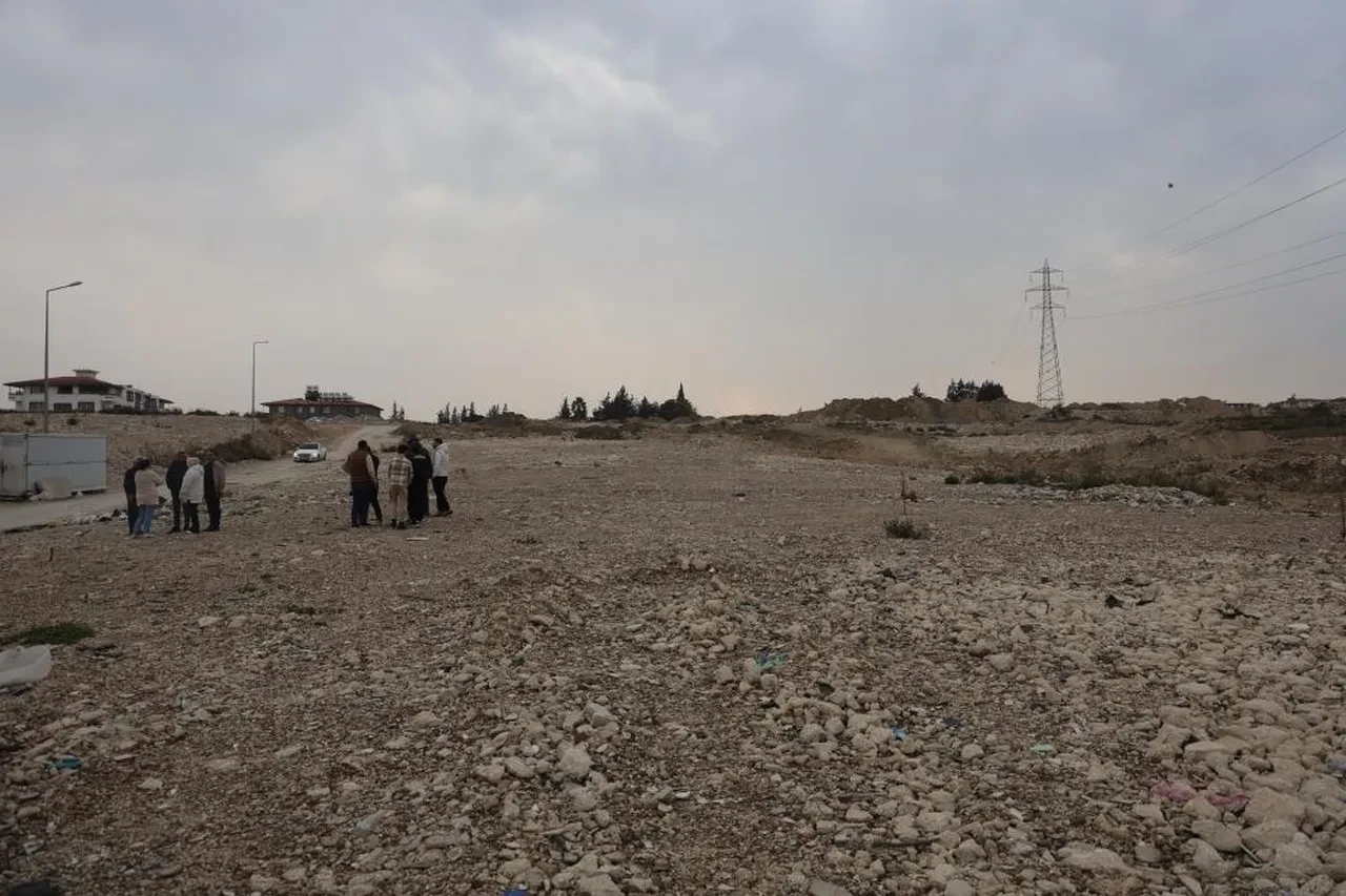 Depremzede site sakinleri anlaşamayınca çözümleri 'devletimiz yapsın' oldu! 