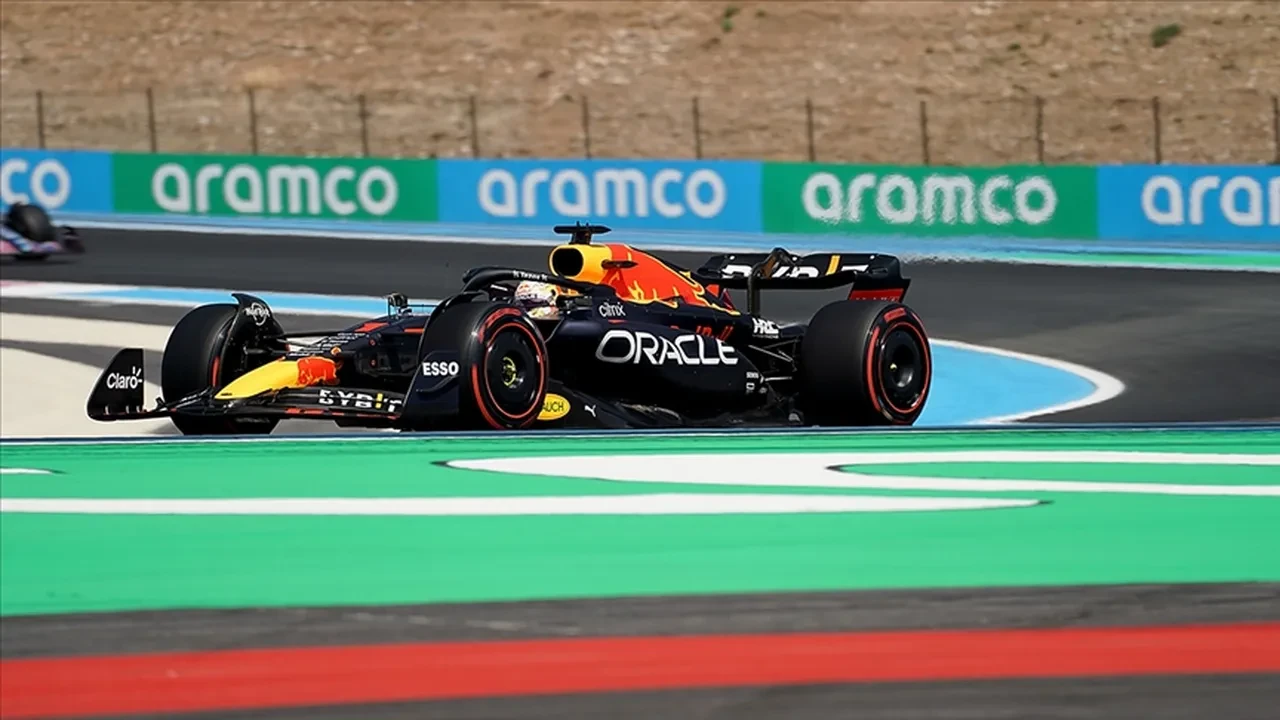 F1 Abu Dabi GP hangi kanalda, nereden canlı izlenir, saat kaçta? Formula 1'de şampiyon bugün belli olacak