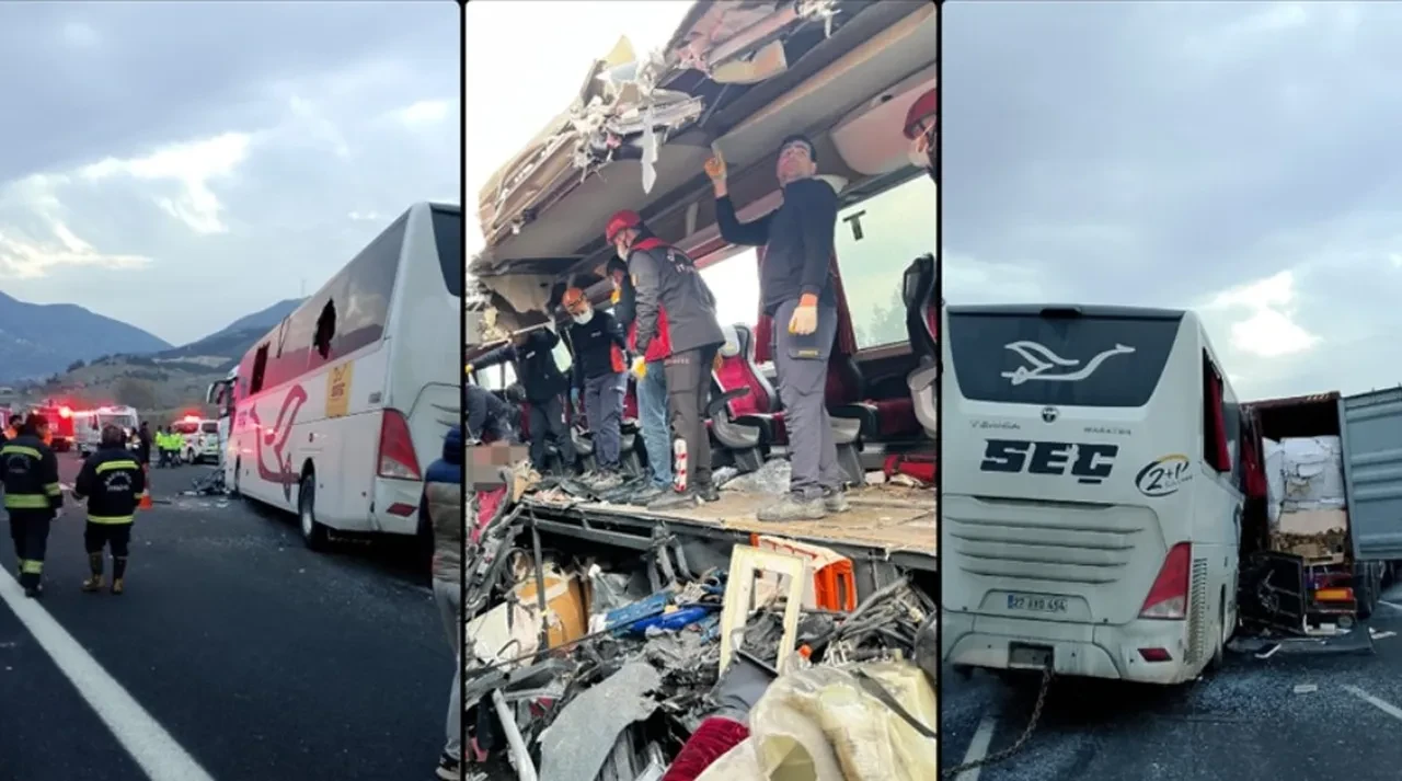 Gaziantep'te feci kaza! 3 tır birbirine girdi: Çok sayıda ekip sevk edildi